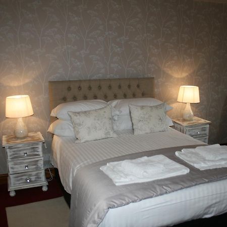 The Talbot Inn Much Wenlock Ngoại thất bức ảnh